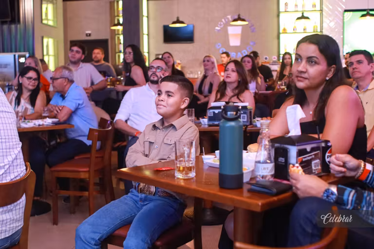 Massa FM 90.3 celebra seu primeiro ano em Dourados – foto 178