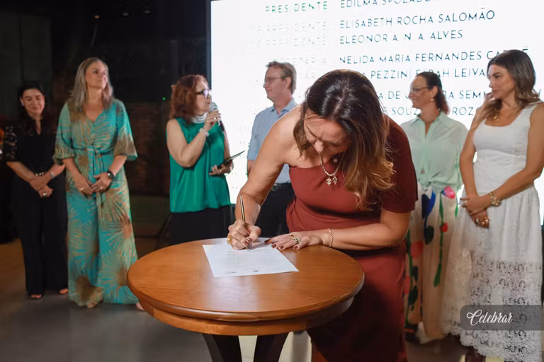 Noite de lançamento do Leilodom 2026 com assinatura de parcerias – foto 108