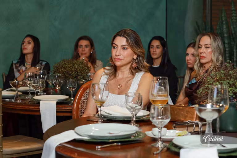 Noite de lançamento do Leilodom 2026 com assinatura de parcerias – foto 99