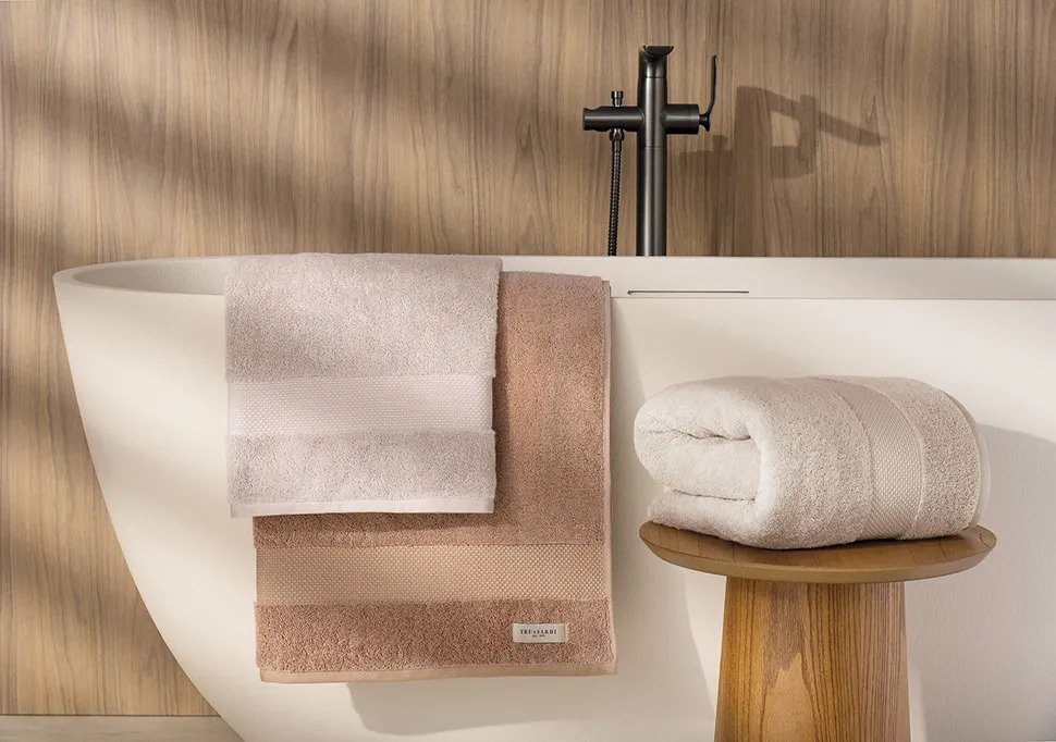 Toalha Banhão Lussure: o luxo que transforma o ritual do banho.