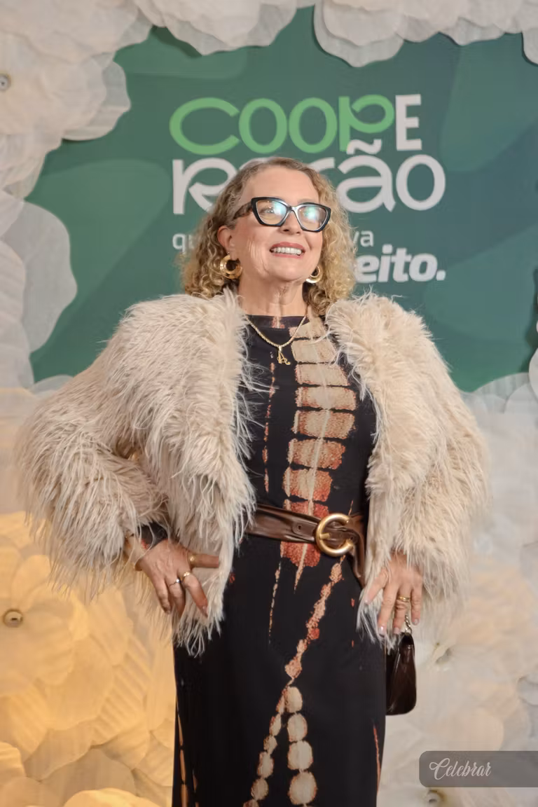 Sicredi Centro-Sul MS/BA celebra 37 anos com show beneficente em prol do Hospital de Amor de Dourados – foto 104