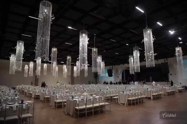 Sicredi Centro-Sul MS/BA celebra 37 anos com show beneficente em prol do Hospital de Amor de Dourados – foto 14