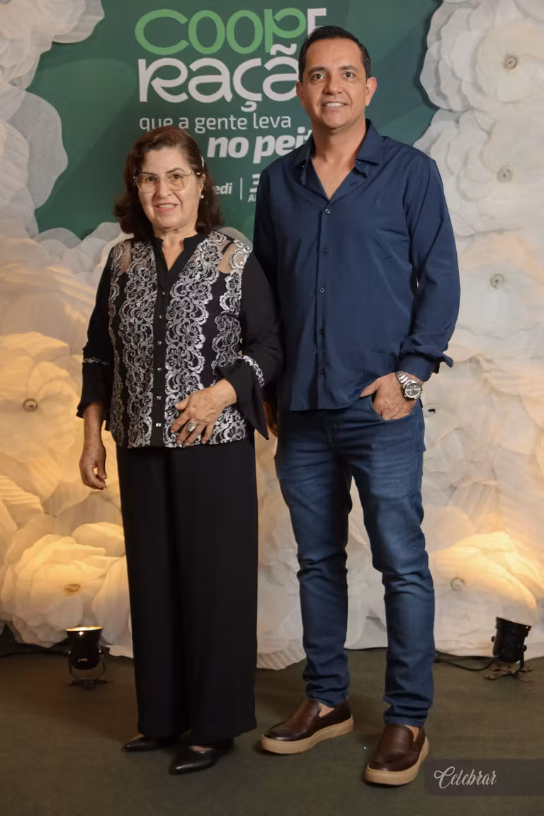 Sicredi Centro-Sul MS/BA celebra 37 anos com show beneficente em prol do Hospital de Amor de Dourados – foto 141