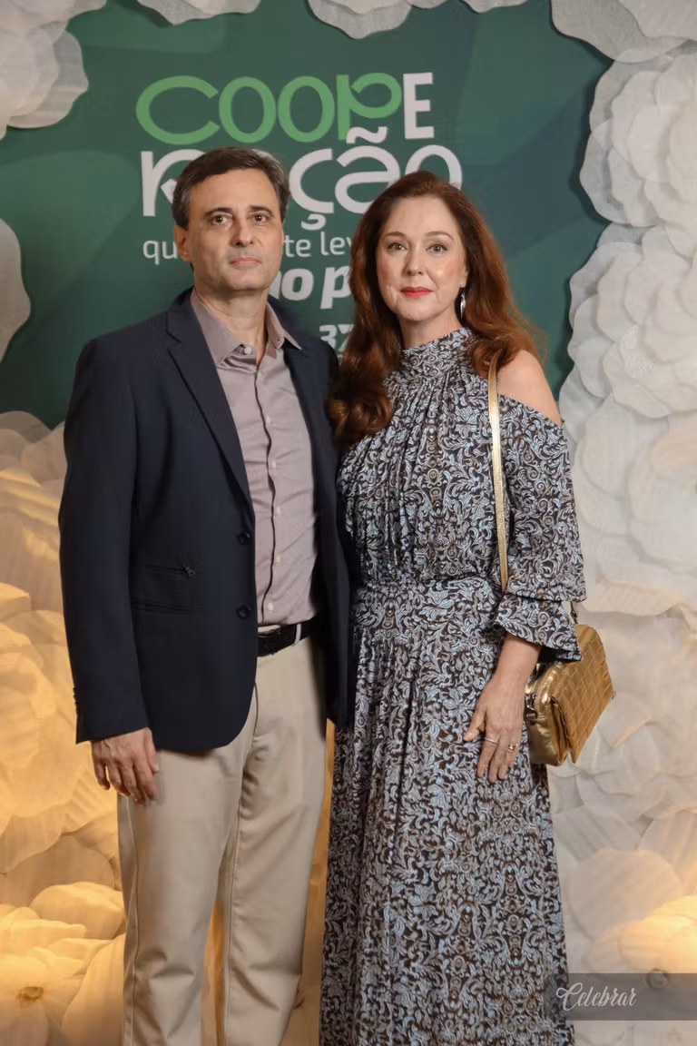 Sicredi Centro-Sul MS/BA celebra 37 anos com show beneficente em prol do Hospital de Amor de Dourados – foto 184
