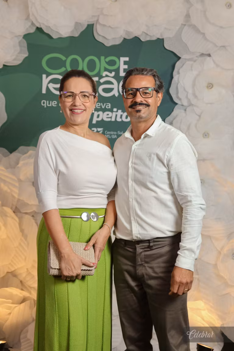 Sicredi Centro-Sul MS/BA celebra 37 anos com show beneficente em prol do Hospital de Amor de Dourados – foto 215