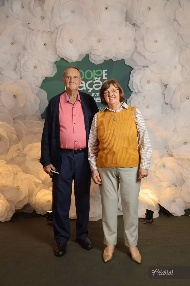 Sicredi Centro-Sul MS/BA celebra 37 anos com show beneficente em prol do Hospital de Amor de Dourados – foto 216