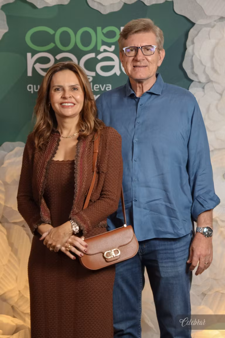 Sicredi Centro-Sul MS/BA celebra 37 anos com show beneficente em prol do Hospital de Amor de Dourados – foto 219