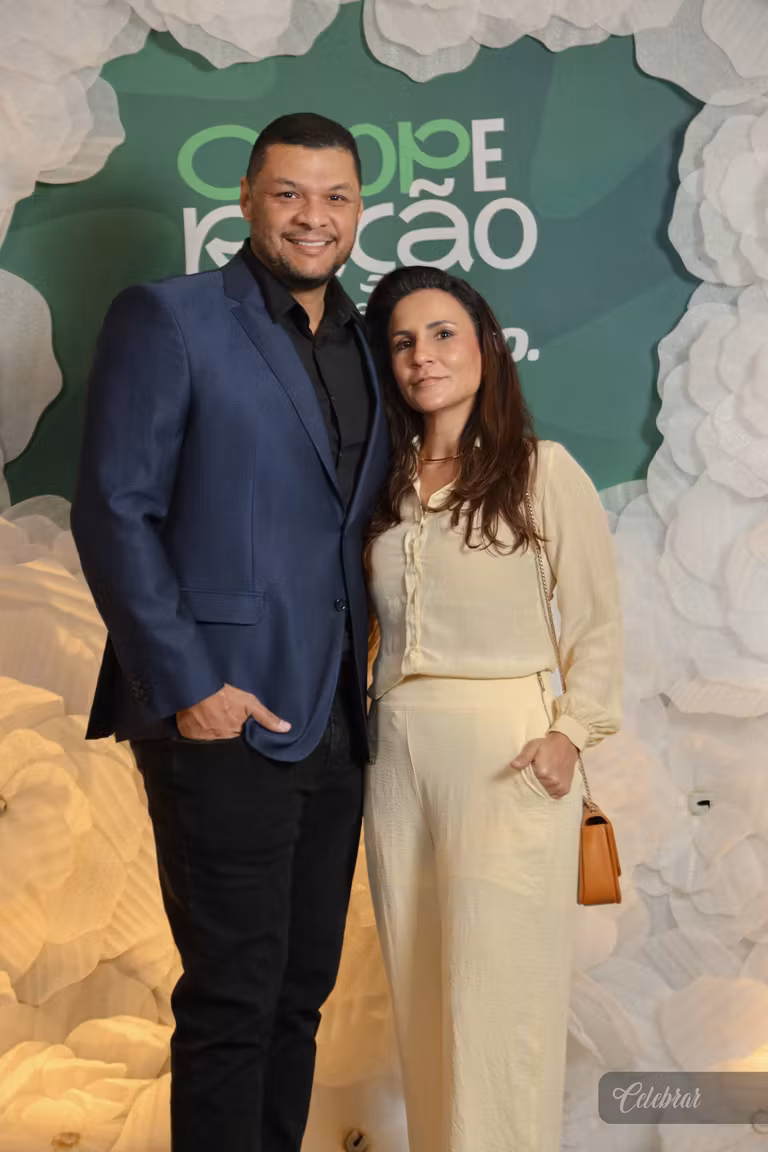 Sicredi Centro-Sul MS/BA celebra 37 anos com show beneficente em prol do Hospital de Amor de Dourados – foto 225