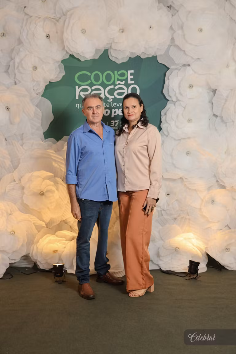 Sicredi Centro-Sul MS/BA celebra 37 anos com show beneficente em prol do Hospital de Amor de Dourados – foto 232