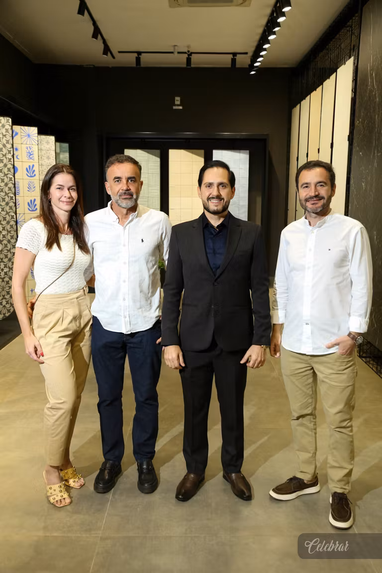 A Carluz Style inaugura sua Loja Black, trazendo para Dourados a exclusividade e a sofisticação das marcas Decortiles e Eliane. – foto 121