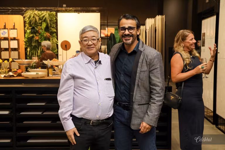 A Carluz Style inaugura sua Loja Black, trazendo para Dourados a exclusividade e a sofisticação das marcas Decortiles e Eliane. – foto 200