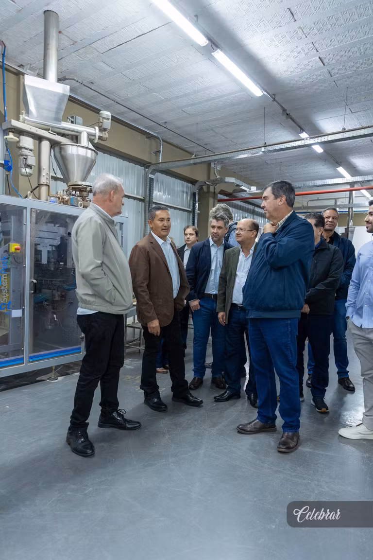 2º álbum - Donana Alimentos inaugura nova planta industrial e celebra 43 anos de crescimento e inovação na indústria sul-mato-grossense. – foto 32