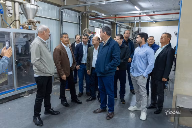 2º álbum - Donana Alimentos inaugura nova planta industrial e celebra 43 anos de crescimento e inovação na indústria sul-mato-grossense. – foto 33
