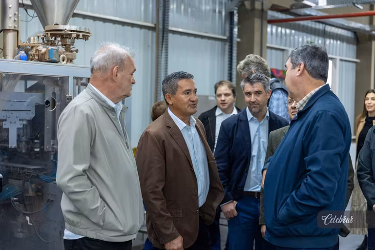2º álbum - Donana Alimentos inaugura nova planta industrial e celebra 43 anos de crescimento e inovação na indústria sul-mato-grossense. – foto 35