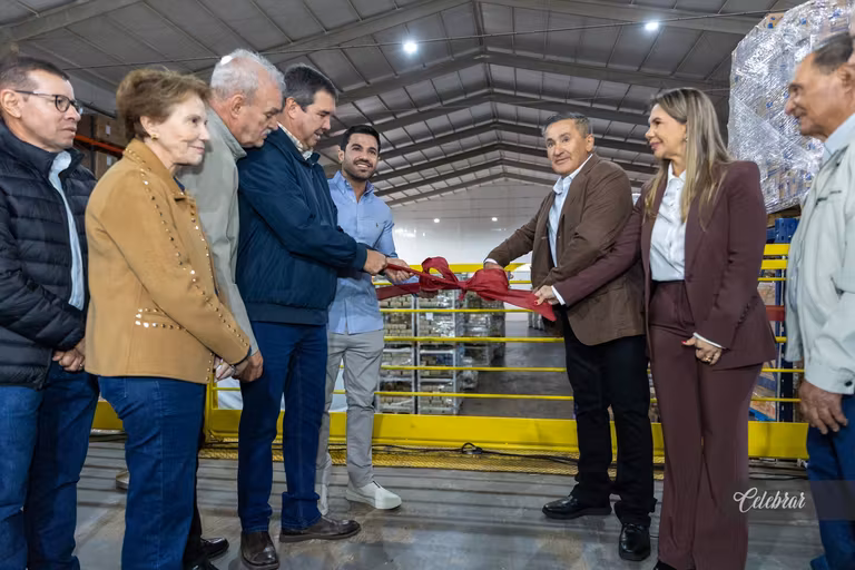 2º álbum - Donana Alimentos inaugura nova planta industrial e celebra 43 anos de crescimento e inovação na indústria sul-mato-grossense. – foto 56