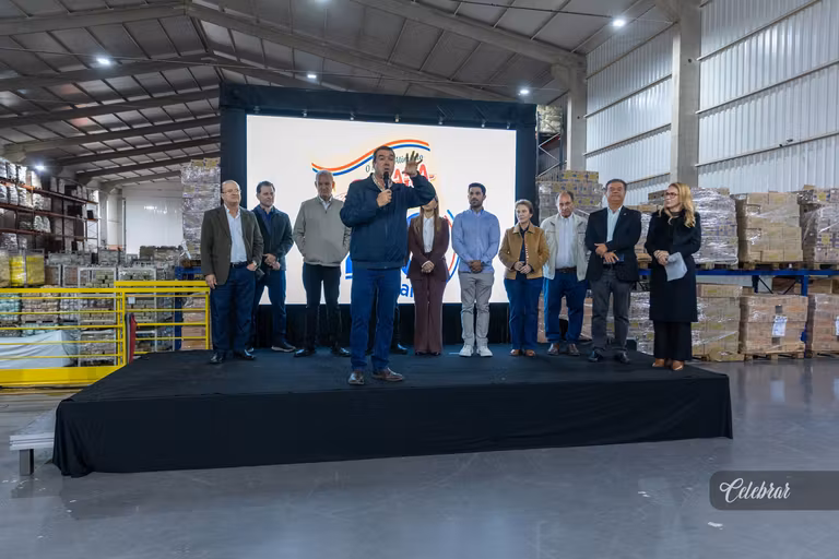 2º álbum - Donana Alimentos inaugura nova planta industrial e celebra 43 anos de crescimento e inovação na indústria sul-mato-grossense. – foto 70