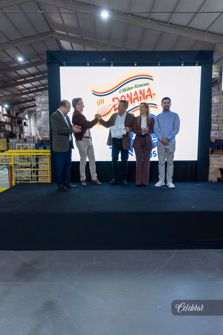 2º álbum - Donana Alimentos inaugura nova planta industrial e celebra 43 anos de crescimento e inovação na indústria sul-mato-grossense. – foto 99