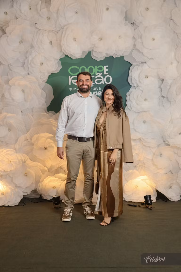 Sicredi Centro-Sul MS/BA celebra 37 anos com show beneficente em prol do Hospital de Amor de Dourados – foto 193