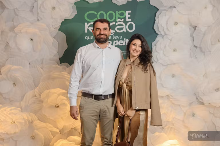 Sicredi Centro-Sul MS/BA celebra 37 anos com show beneficente em prol do Hospital de Amor de Dourados – foto 194