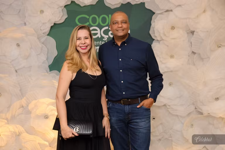 Uma noite para celebrar, cooperar e fazer o bem - 3° álbum – foto 2
