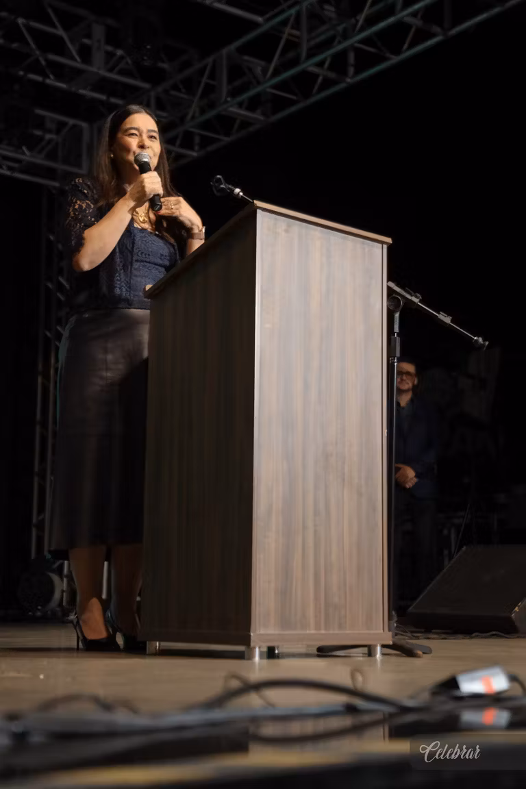 Sicredi Centro-Sul MS/BA celebra 37 anos com show beneficente em prol do Hospital de Amor de Dourados – foto 237