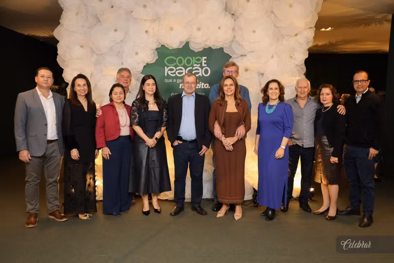 Sicredi Centro-Sul MS/BA celebra 37 anos com show beneficente em prol do Hospital de Amor de Dourados – foto 295