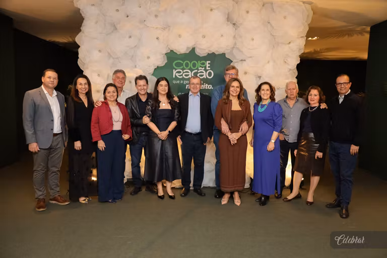 Sicredi Centro-Sul MS/BA celebra 37 anos com show beneficente em prol do Hospital de Amor de Dourados – foto 301