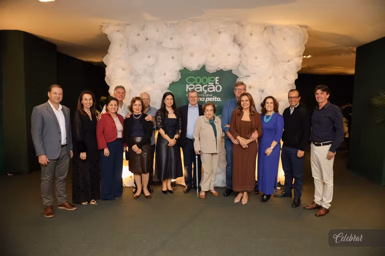 Sicredi Centro-Sul MS/BA celebra 37 anos com show beneficente em prol do Hospital de Amor de Dourados – foto 305