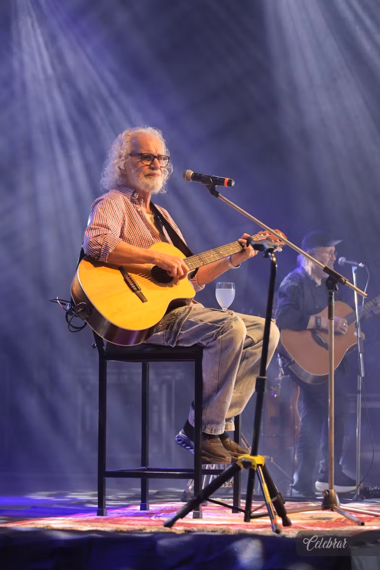 Sicredi Centro-Sul MS/BA celebra 37 anos com show beneficente em prol do Hospital de Amor de Dourados – foto 334