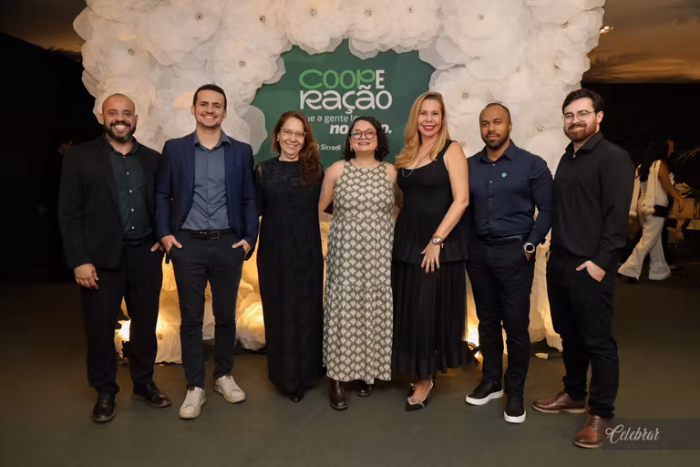 Uma noite para celebrar, cooperar e fazer o bem - 3° álbum – foto 6