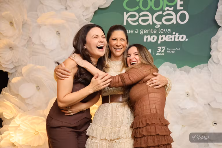 Uma noite para celebrar, cooperar e fazer o bem - 3° álbum – foto 88