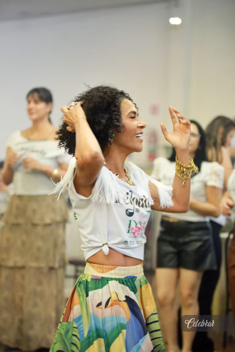 2º álbum - Celebrar no 22º LeiloDom: há 10 anos parceira do projeto, com lançamento da 41ª edição e capa da Dalmóbile Grupo FG. – foto 37
