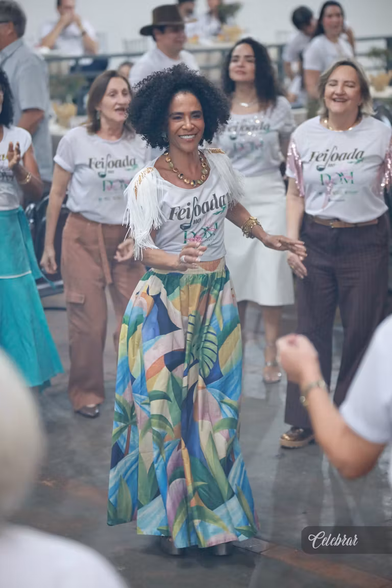 2º álbum - Celebrar no 22º LeiloDom: há 10 anos parceira do projeto, com lançamento da 41ª edição e capa da Dalmóbile Grupo FG. – foto 40