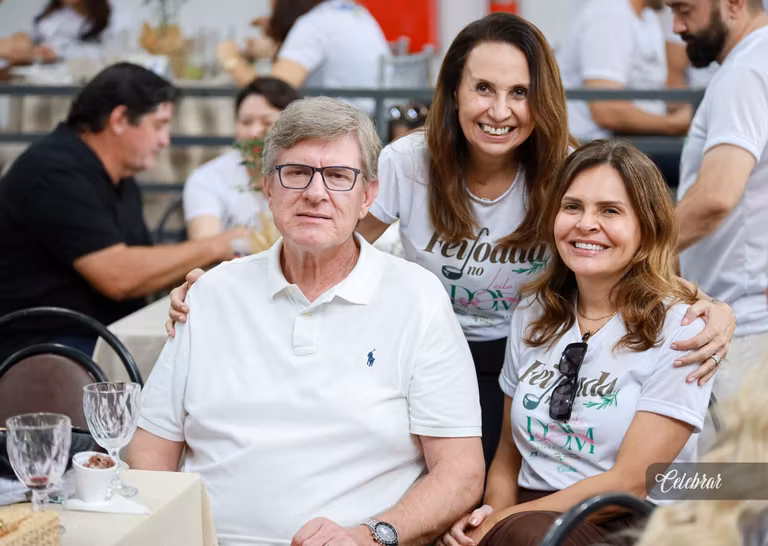 Celebrar no 22º LeiloDom: há 10 anos parceira do projeto, com lançamento da 41ª edição e capa da Dalmóbile Grupo FG. – foto 407