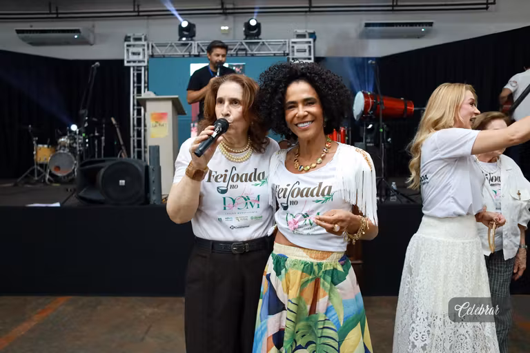 Celebrar no 22º LeiloDom: há 10 anos parceira do projeto, com lançamento da 41ª edição e capa da Dalmóbile Grupo FG. – foto 433