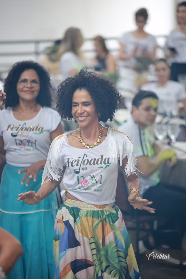 2º álbum - Celebrar no 22º LeiloDom: há 10 anos parceira do projeto, com lançamento da 41ª edição e capa da Dalmóbile Grupo FG. – foto 46