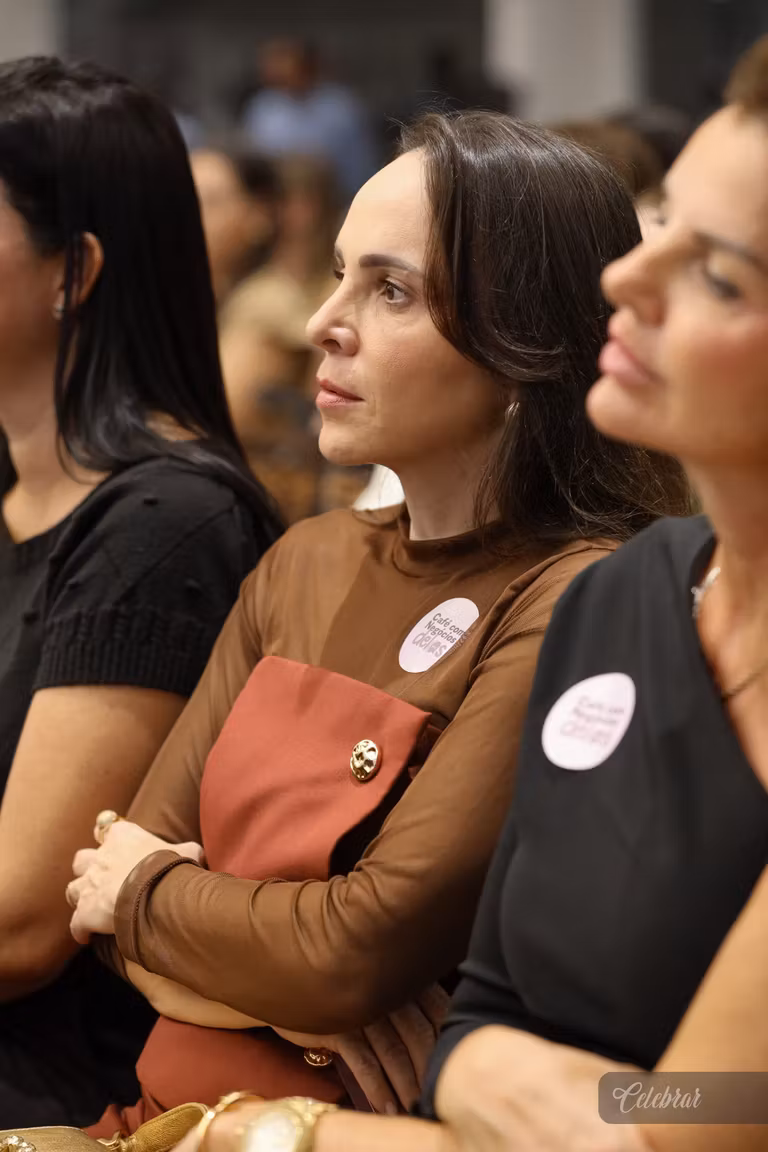 ÁLBUM 2 - Café com Negócios Delas reúne mulheres em uma noite de conexões e inspiração – foto 33