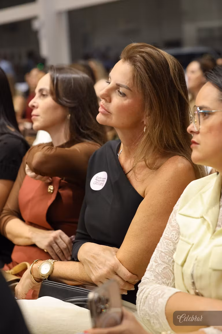 ÁLBUM 2 - Café com Negócios Delas reúne mulheres em uma noite de conexões e inspiração – foto 34