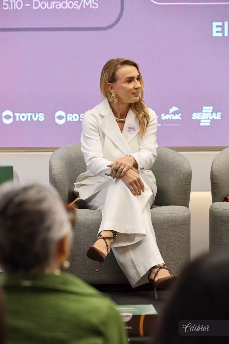ÁLBUM 2 - Café com Negócios Delas reúne mulheres em uma noite de conexões e inspiração – foto 65