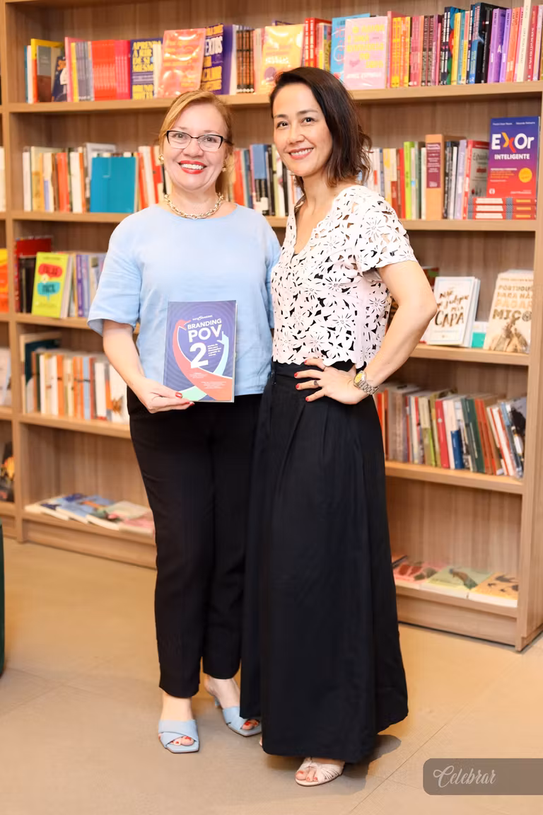 De Dourados para o Brasil: a especialista de brand Louise Irie é uma das autoras de Branding POV 2, lançado na Companhia dos Livros. – foto 41