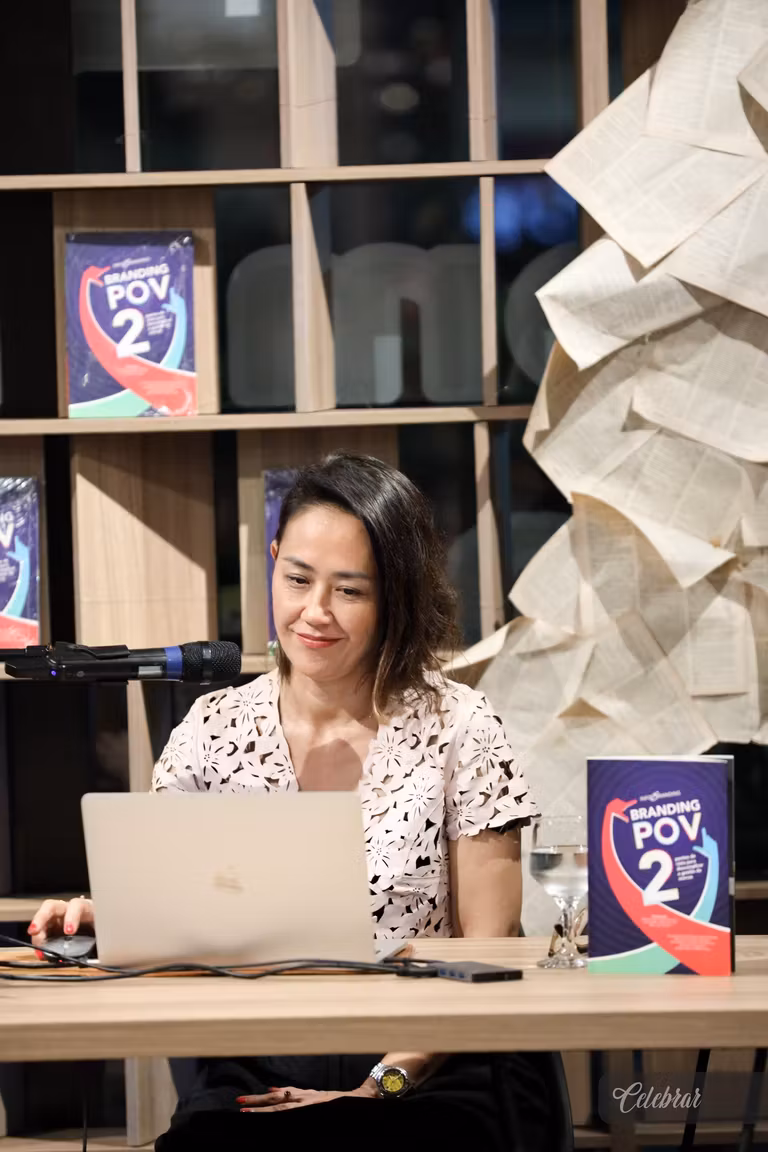 De Dourados para o Brasil: a especialista de brand Louise Irie é uma das autoras de Branding POV 2, lançado na Companhia dos Livros. – foto 65