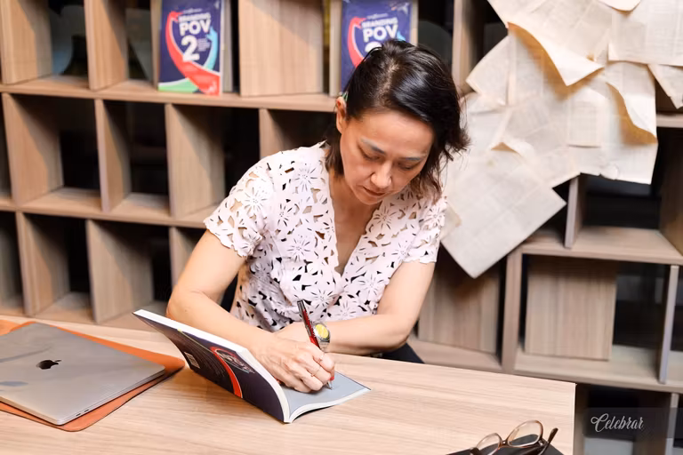 De Dourados para o Brasil: a especialista de brand Louise Irie é uma das autoras de Branding POV 2, lançado na Companhia dos Livros. – foto 87