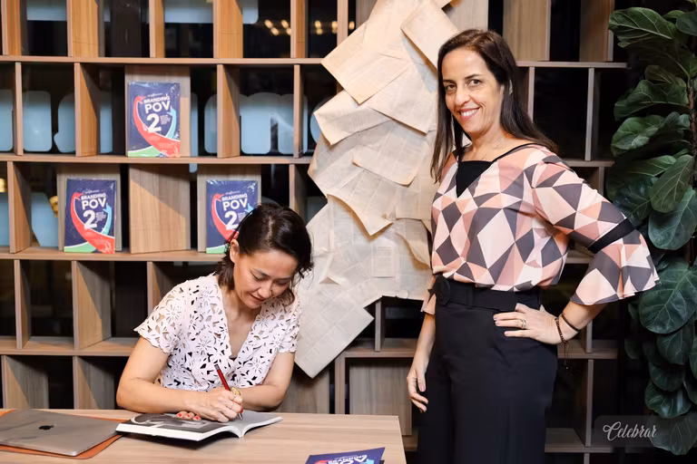 De Dourados para o Brasil: a especialista de brand Louise Irie é uma das autoras de Branding POV 2, lançado na Companhia dos Livros. – foto 88