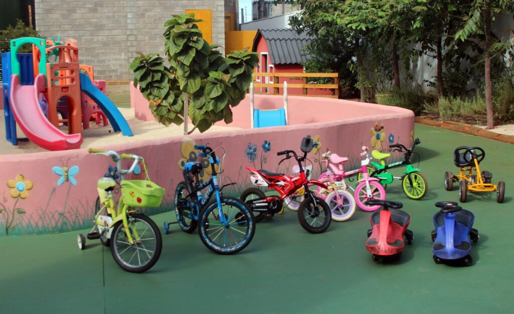 Their Wings: uma escola para a vida inteira — foto 4