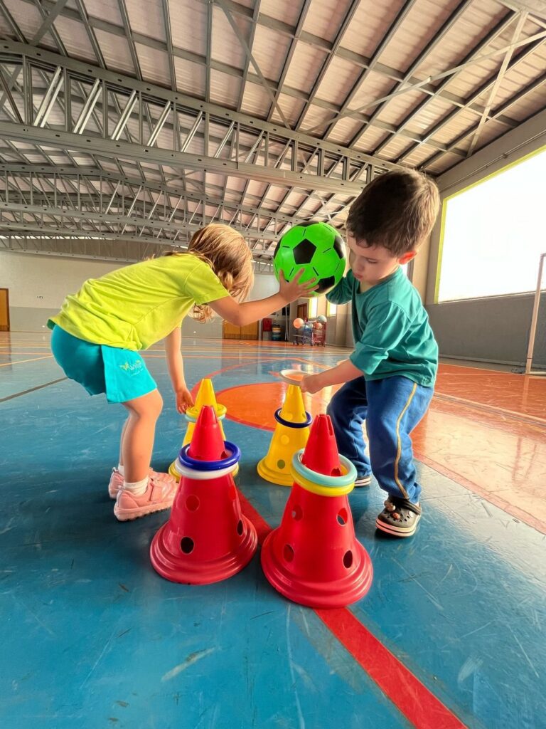 Their Wings: uma escola para a vida inteira — foto 9