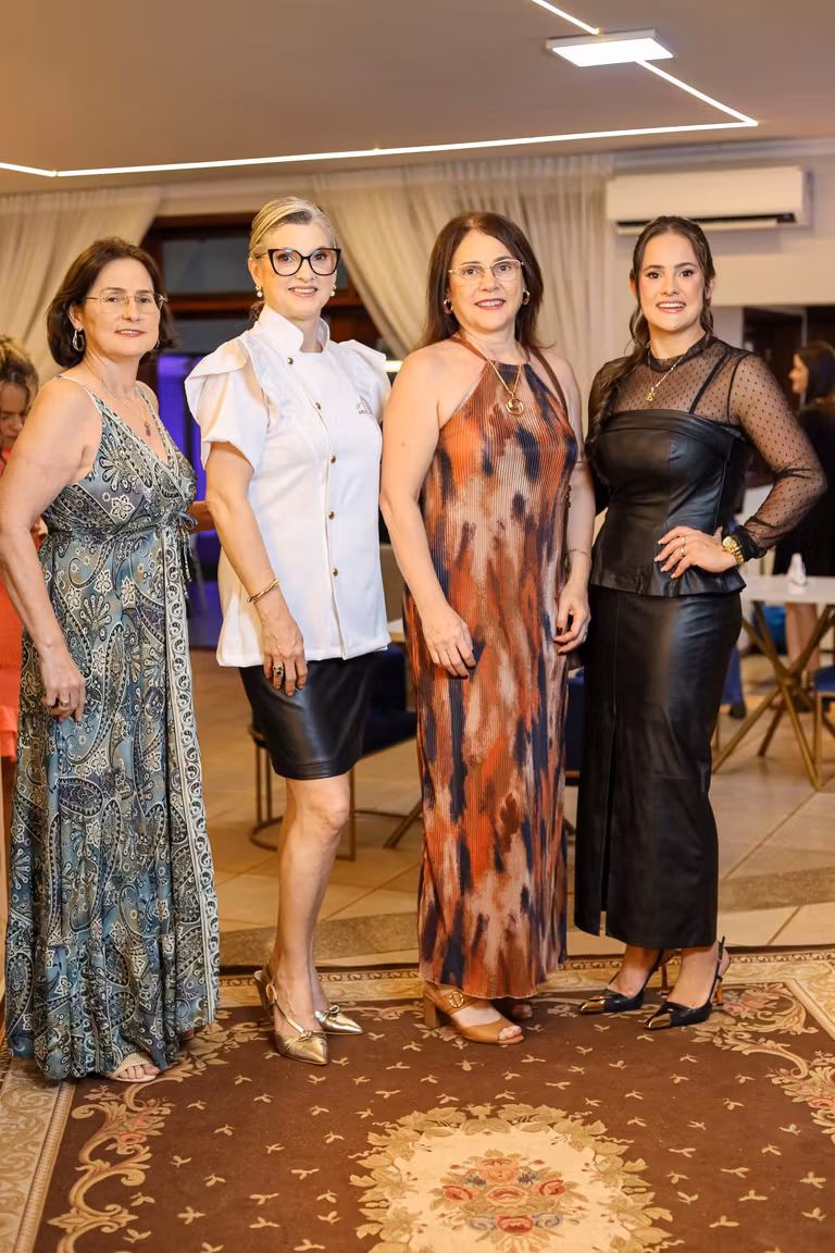 álbum 2 - Casa Mipe celebra abertura com noite de conexões em Dourados. – foto 101