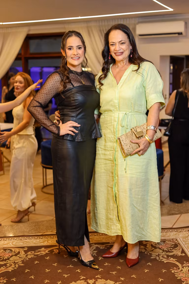 álbum 2 - Casa Mipe celebra abertura com noite de conexões em Dourados. – foto 48