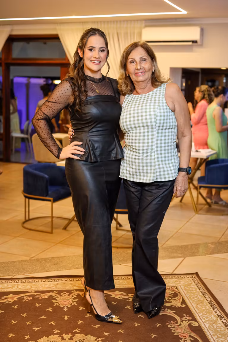 álbum 2 - Casa Mipe celebra abertura com noite de conexões em Dourados. – foto 69